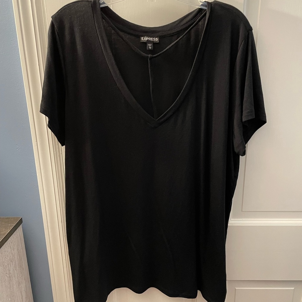 NWOT. Super soft tee